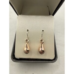 Cinerama rhode island rose Gold Tone Teardrop Dangle Earrings Delicate